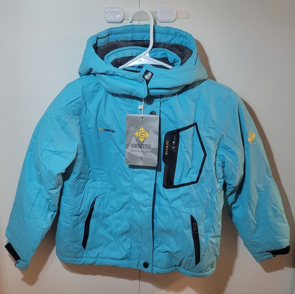 GEMYSE Girls Winter Coat Hooded Ski Jacket Fleece Lined Size S (6–7) NWT